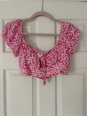 Garage Pink and White Floral Tie-Front Crop Top